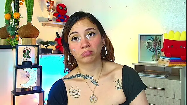 alisson zafiro  online show from May 25, 3:16 am