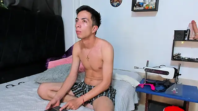 big-dicktop23 online show from May 6, 4:16 am
