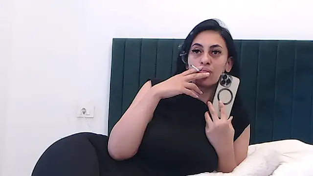 Aimeclark online show from April 28, 6:28 am