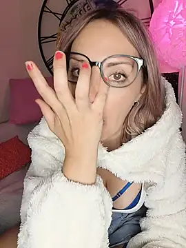 Jade Emeraud online show from May 12, 6:58 pm