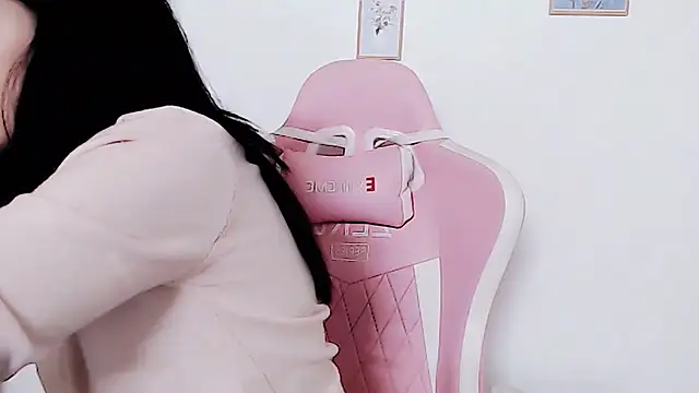 ---Hera--- online show from March 19, 7:13 am