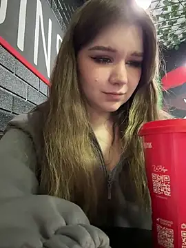 PumaShyXD online show from February 8, 11:25 am