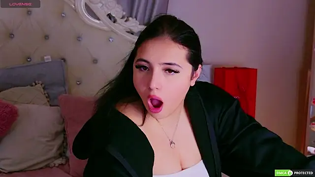 JennyFerguson online show from May 9, 6:21 pm