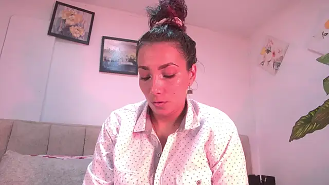 Snapshot of amber_demons2021 chatting on September 28, 11:10 pm amber demons2021 online show from September 28, 11:10 pm