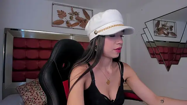 FaloonRoussel online show from April 5, 6:29 pm