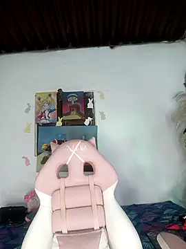 lovely kitt online show from April 30, 3:23 am
