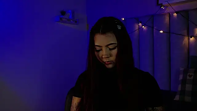 alaia-rogers online show from November 13, 11:42 am