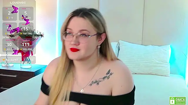 Nancy Mooree online show from November 11, 1:19 pm