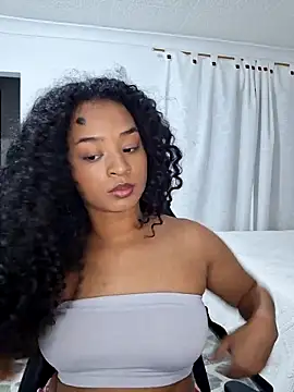 Tammy-Bliss online show from May 21, 3:59 am