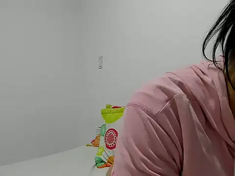 SamanthaBeke online show from April 28, 2:27 am