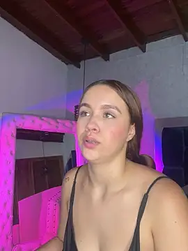 Taiissa  online show from March 12, 8:11 pm