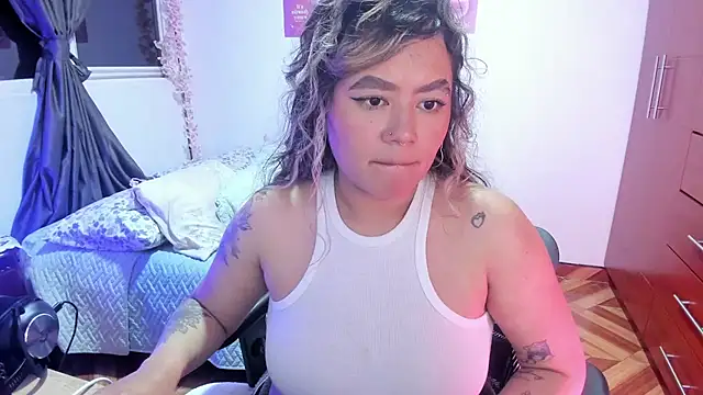 StephaniFox online show from October 15, 2:25 am