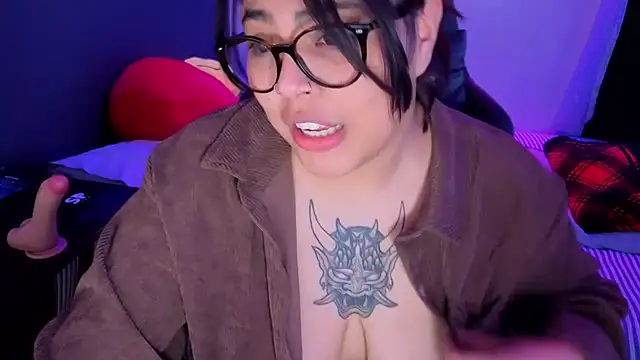 miacanela xo online show from March 18, 5:45 am