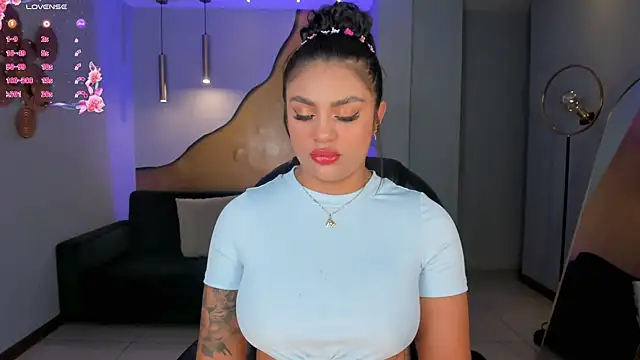 Snapshot of NicoleSanz_ chatting on September 25, 10:58 am NicoleSanz online show from September 25, 10:58 am
