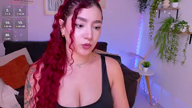 ViolettCastel online show from May 8, 8:32 pm