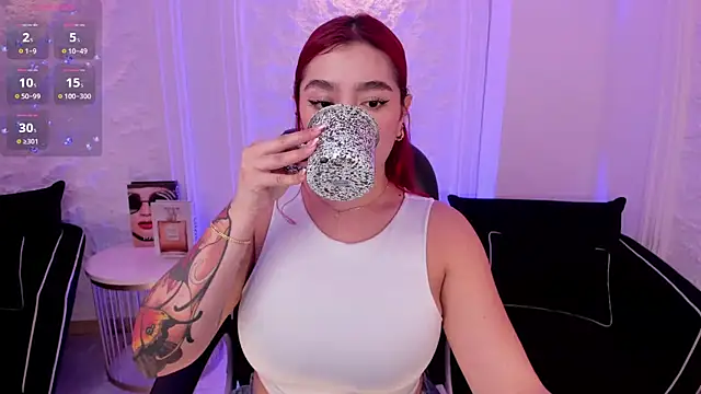 ViolettCastel online show from October 16, 7:16 pm