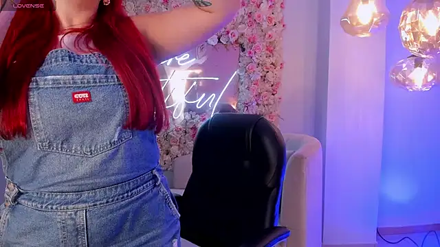 ViolettCastel online show from October 26, 11:16 am