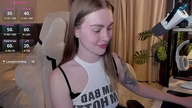 LoveGameSexx online show from May 3, 4:54 pm