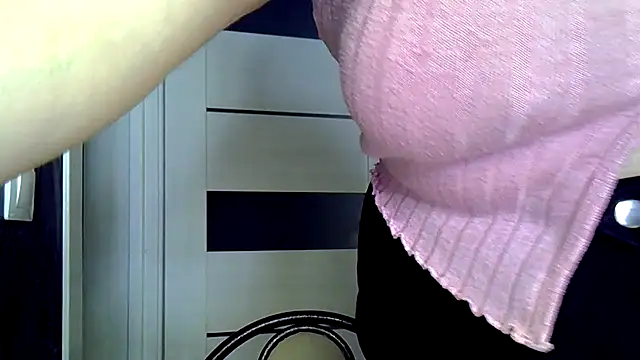 AnitaWillias online show from May 25, 3:16 am