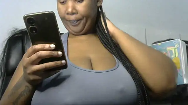 NippleMilkXx online show from May 6, 9:46 am