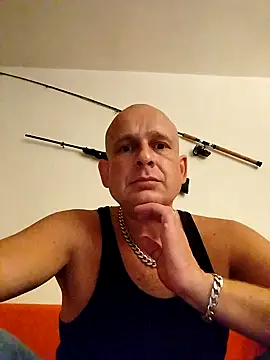 Rukavicka online show from September 13, 6:05 pm