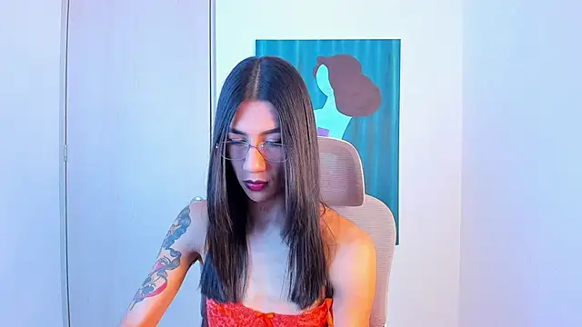 sofiaa grey  online show from May 5, 2:42 pm