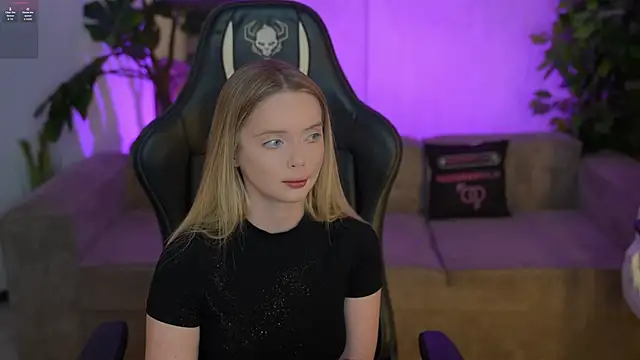 Cassy-Celestial  online show from November 16, 9:00 am