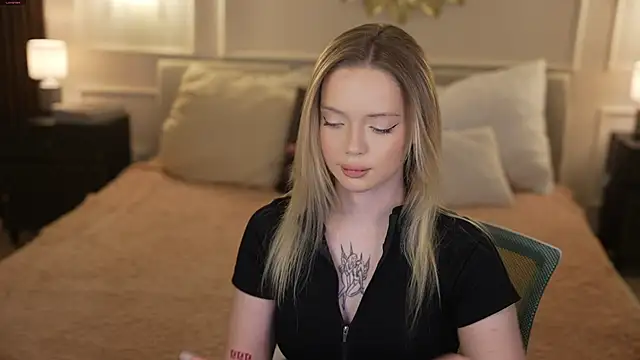 Cassy-Celestial  online show from May 16, 10:36 am