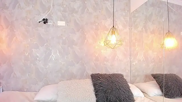 leigh-angels online show from May 26, 9:58 pm