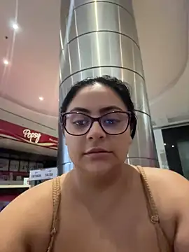 Sol biglips online show from May 12, 12:23 pm
