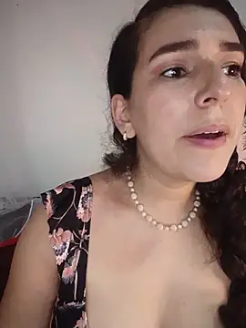 selem hadid online show from March 3, 9:54 pm