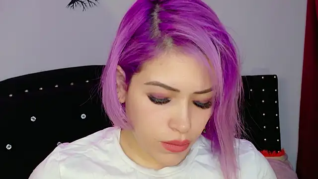 Natalia Montoya online show from May 20, 12:29 am