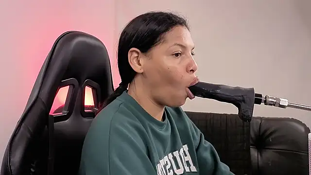 Anabel693 online show from December 19, 8:45 pm