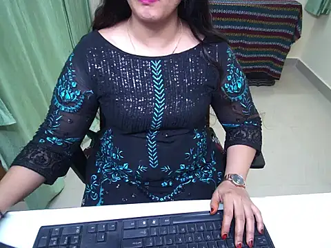 Arushisingh8888 online show from October 7, 4:00 pm