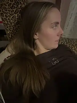 AlisaKissss online show from May 14, 8:03 pm