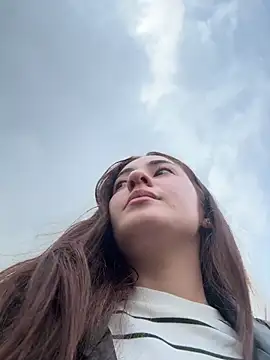 Pric3sgabi online show from April 4, 10:30 pm