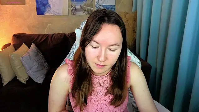 Little doll meow online show from December 18, 3:00 am