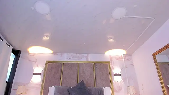 PaulinaDuarte online show from May 8, 11:57 am