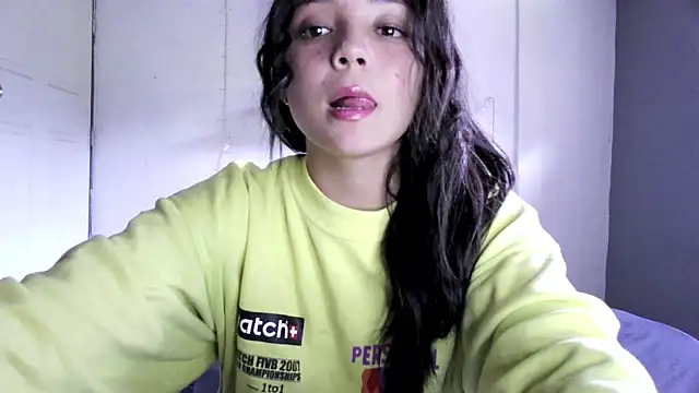 linzeysmith4 online show from March 27, 4:51 pm