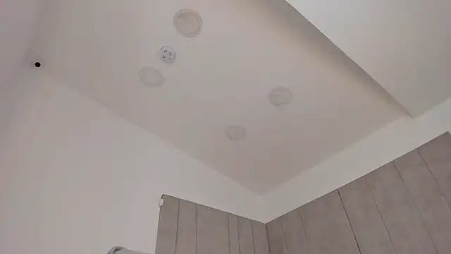 tamyleen online show from March 15, 10:50 am