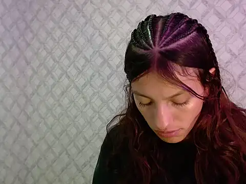 Emma-Wilson online show from May 15, 5:44 am