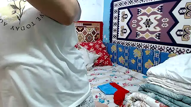 AdelineBlueEyes online show from November 1, 10:52 am