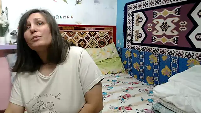 AdelineBlueEyes online show from October 10, 10:31 am