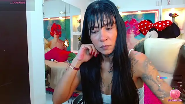 lorenapinto online show from October 20, 12:19 pm