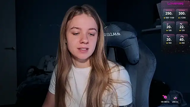 candy maggie online show from November 12, 4:05 pm