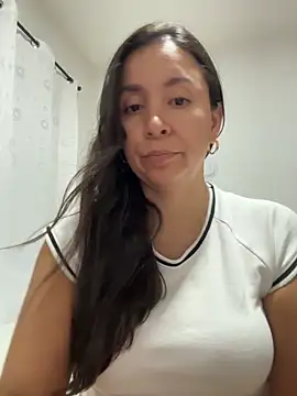 emely sexx20 online show from May 10, 3:19 am