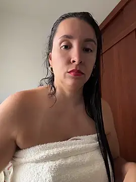 emely sexx20 online show from May 17, 4:39 pm