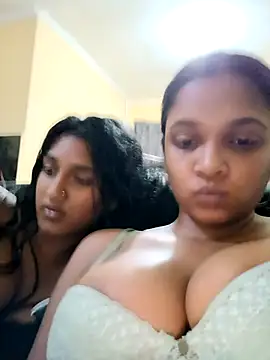 Indianqueen03 online show from October 23, 7:20 pm