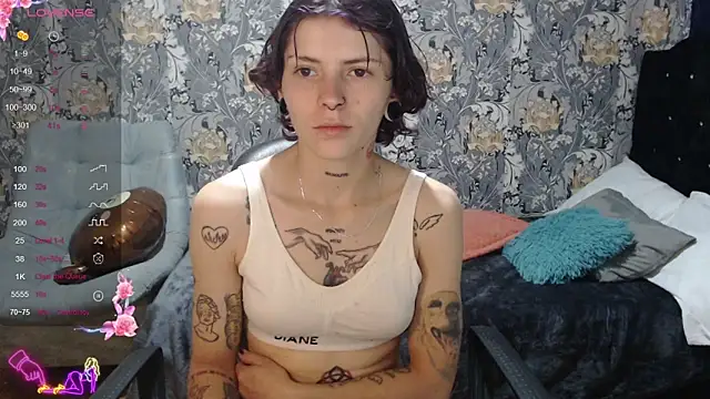 pretty cristal69 online show from May 21, 12:14 pm