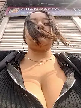 Cristal  04 online show from December 18, 6:56 pm